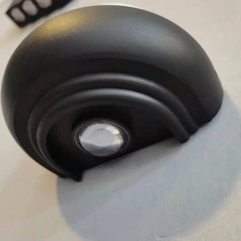 UFO Aluminum Plastic Garden Outdoor Light