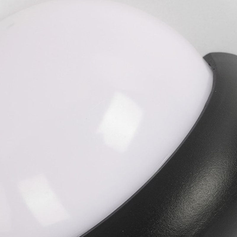 UFO Aluminum Plastic Garden Outdoor Light