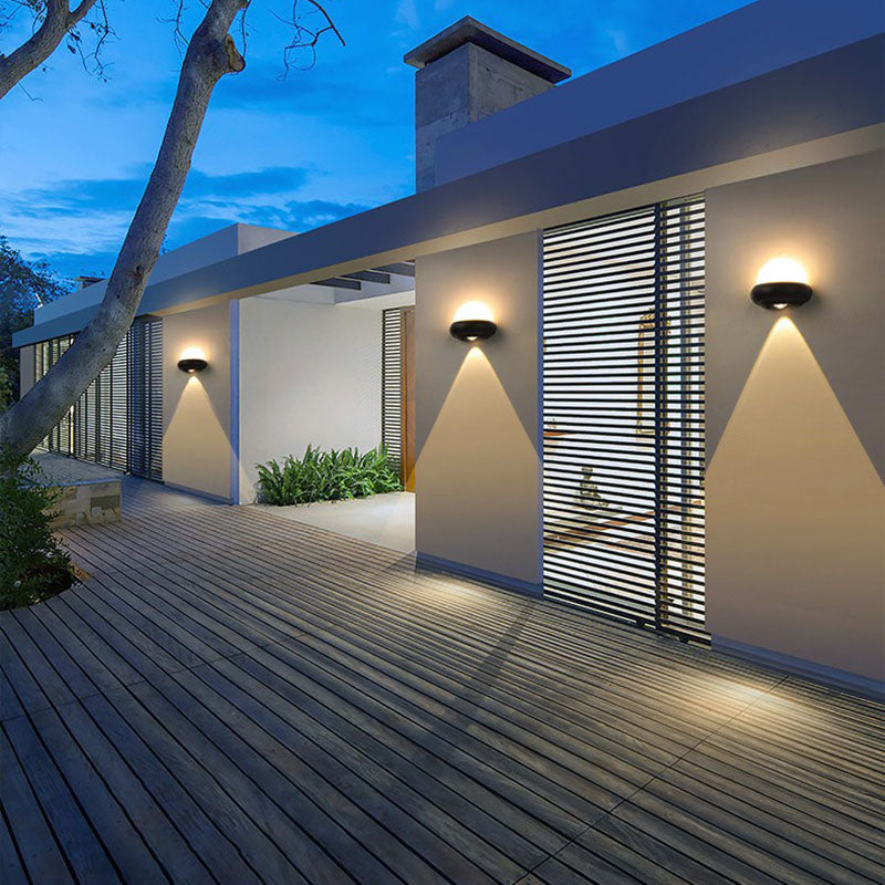 UFO Aluminum Plastic Garden Outdoor Light
