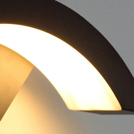 Arc Aluminum Acrylic Sensor Outdoor Light