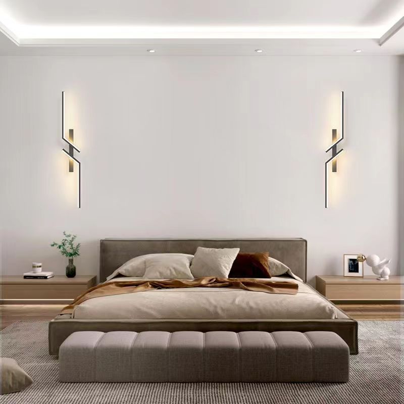 Linear Hardware Aluminum Hallway Wall Lamp