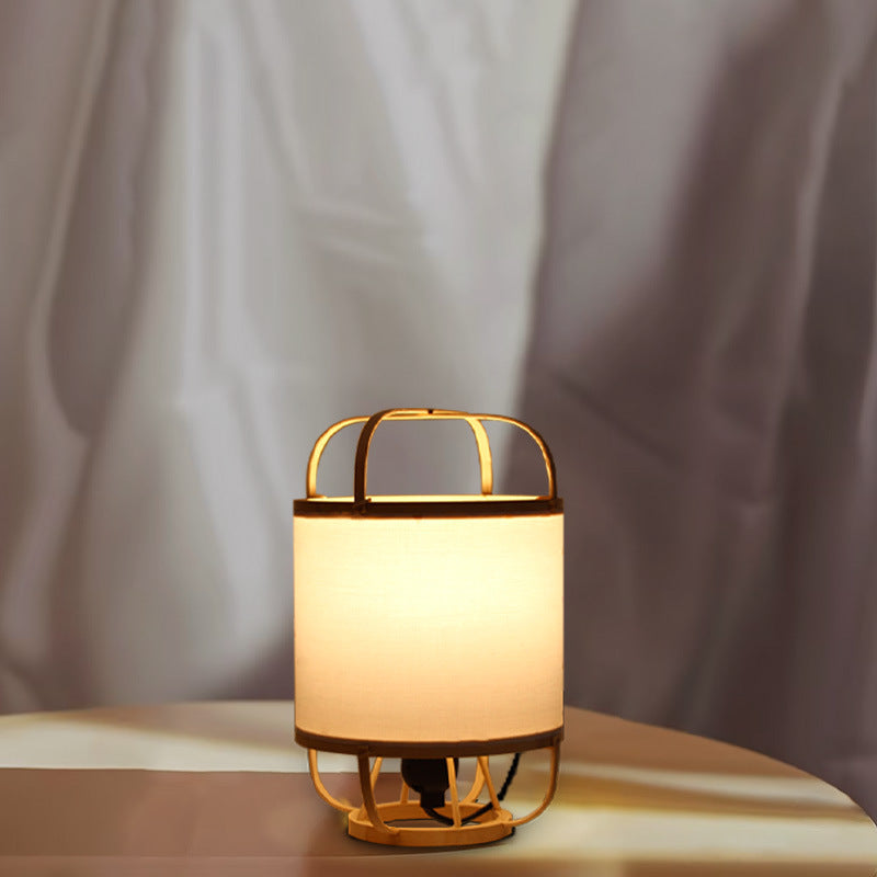Bamboo Imitation Vellum Round Table Lamp