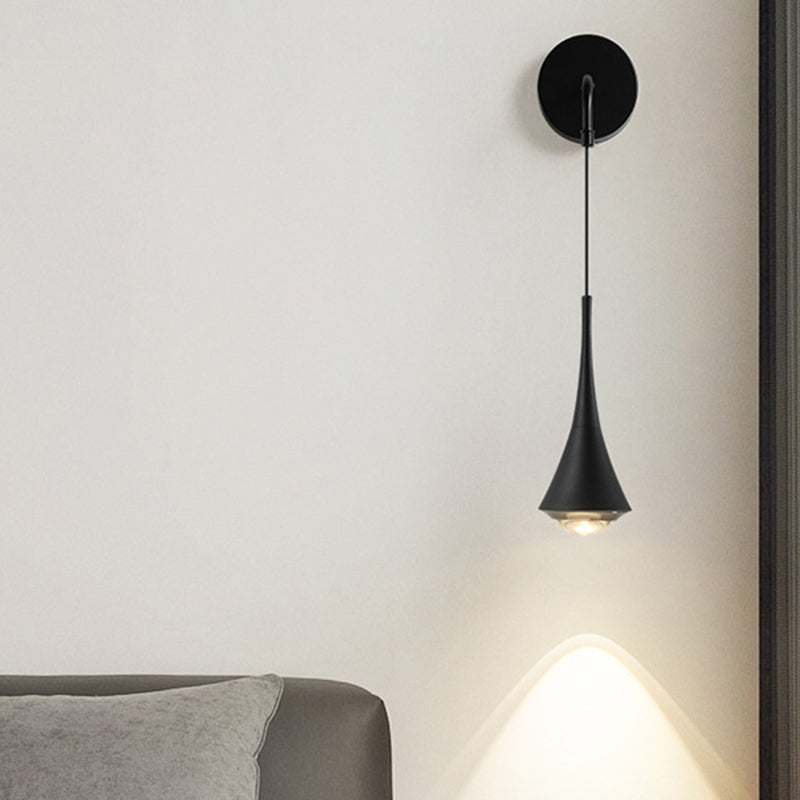 Aluminum Iron Linear Bedroom Wall Lamp