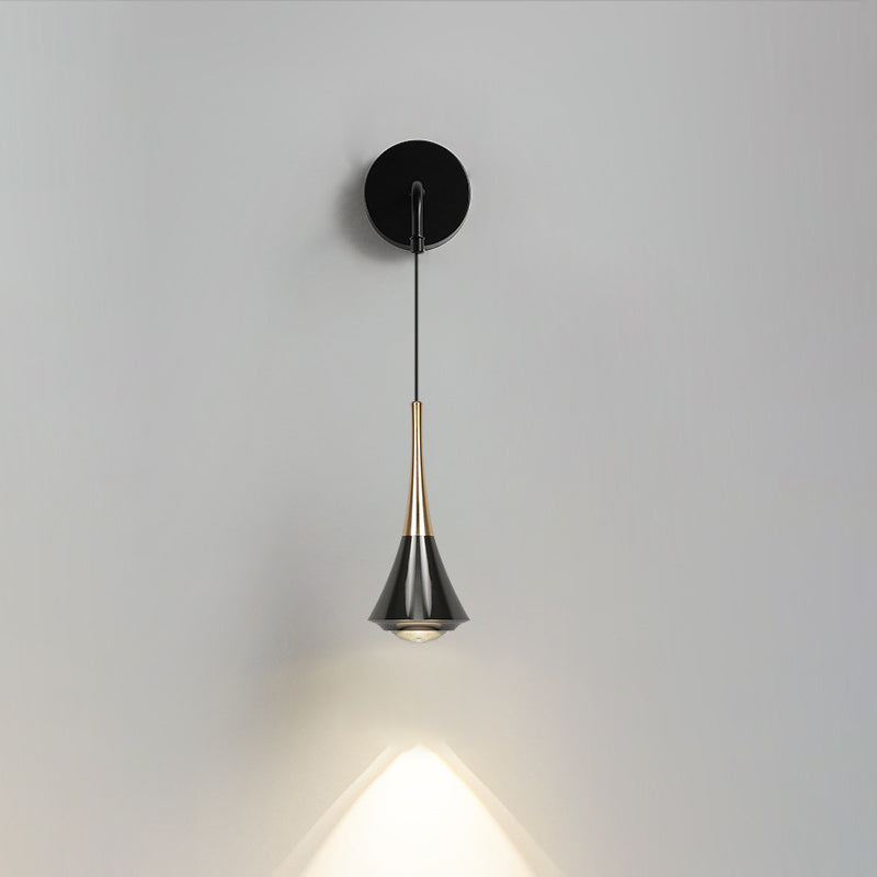 Aluminum Iron Linear Bedroom Wall Lamp
