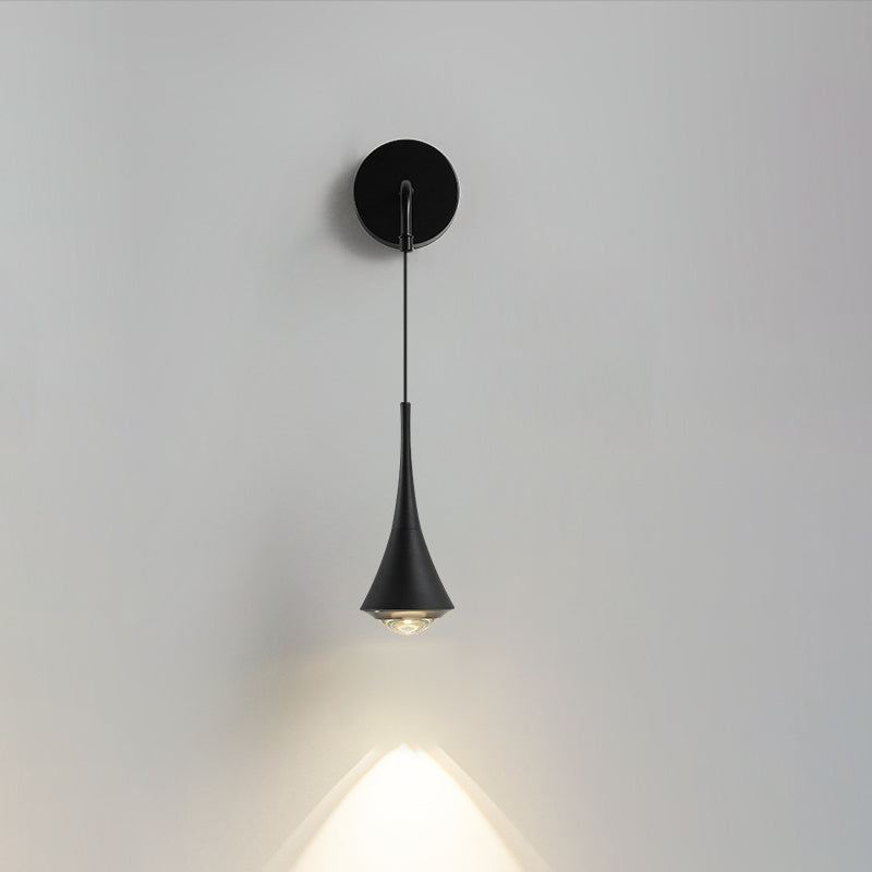 Aluminum Iron Linear Bedroom Wall Lamp