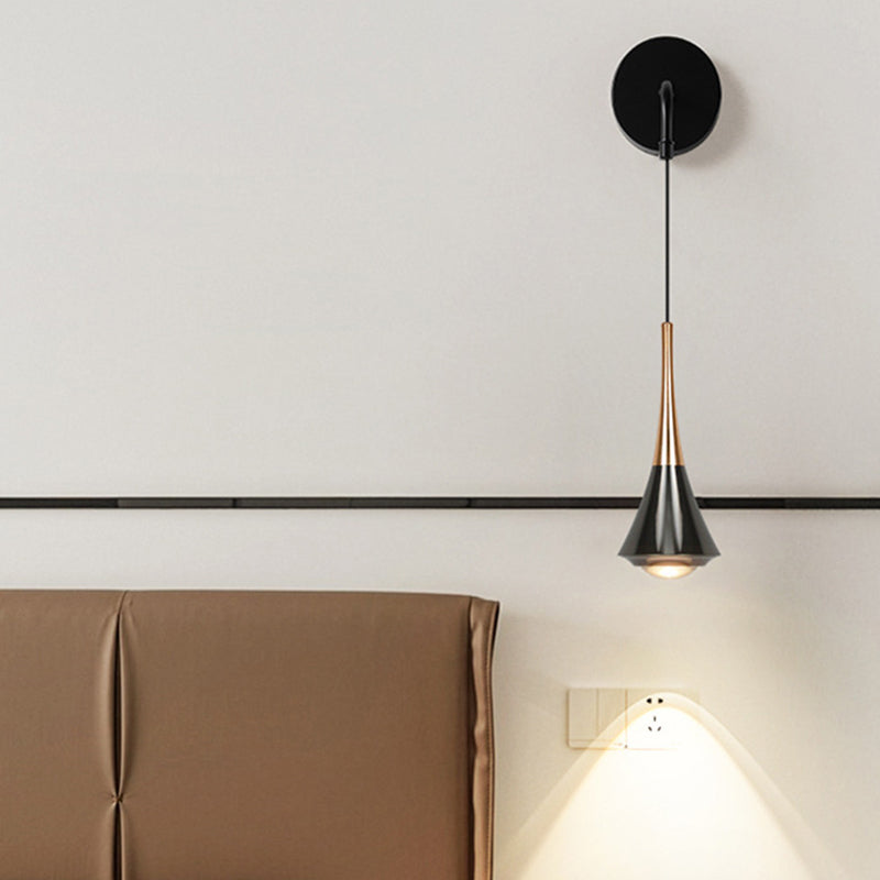Aluminum Iron Linear Bedroom Wall Lamp