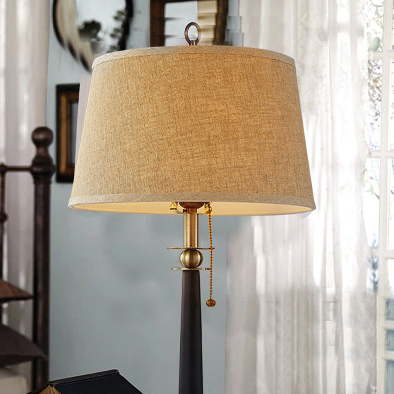 Iron Fabric Round Bedroom Table Lamp