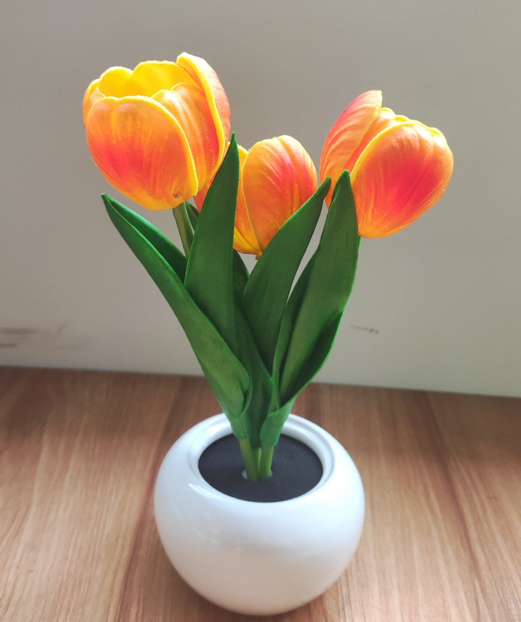 Tulip Bouquet PU Ceramic Table Lamp