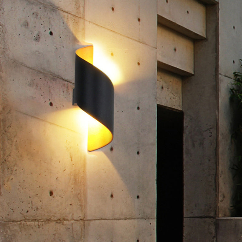 Curved PC Aluminum Outdoor Light