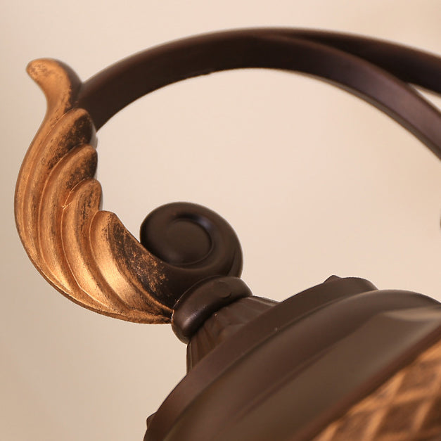 Leaf Round Curve Glass Outdoor Light