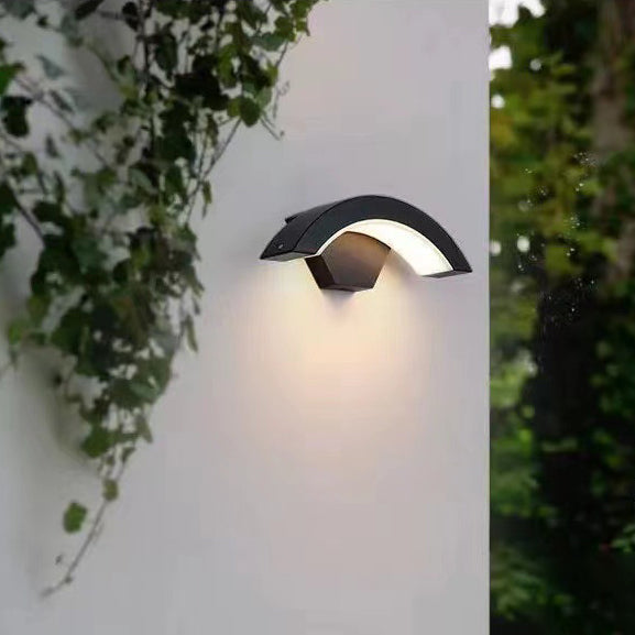 Curved Bent Aluminum Patio Outdoor Light