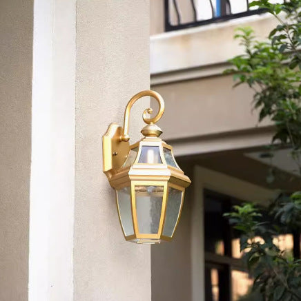 Round Court Glass Hardware Outdoor Light