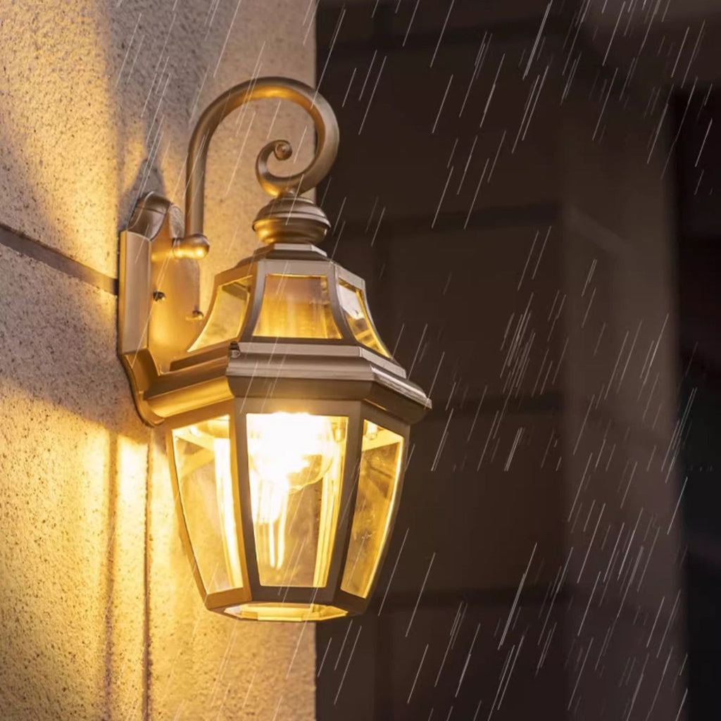 Round Court Glass Hardware Outdoor Light