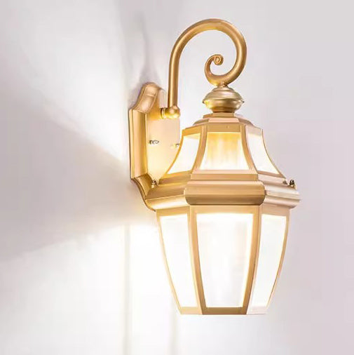 Round Court Glass Hardware Outdoor Light