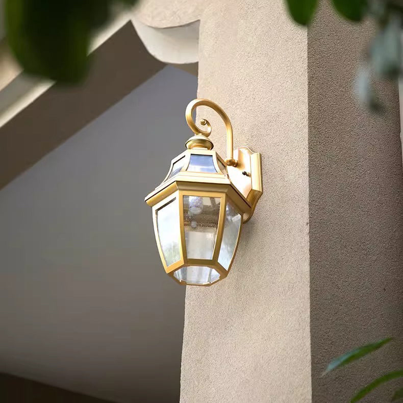 Round Court Glass Hardware Outdoor Light