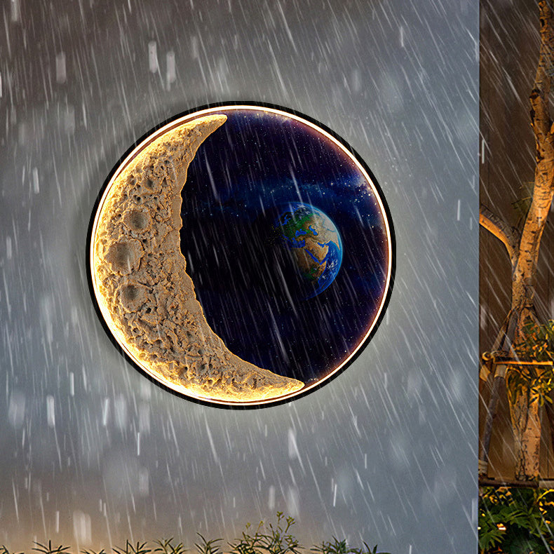 Star Astronaut Round Resin Outdoor Light