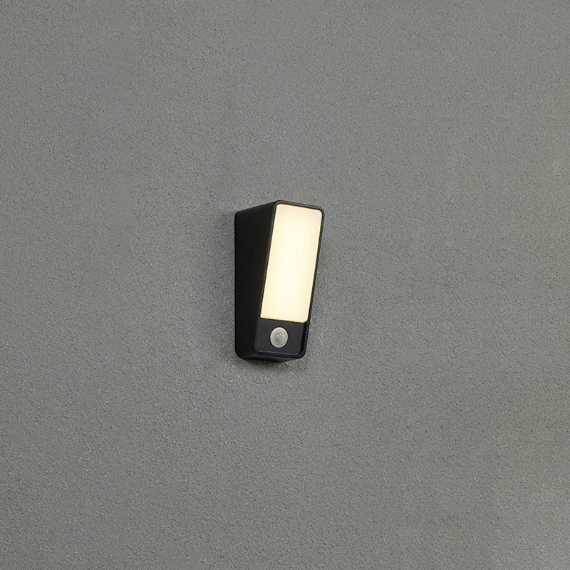 Tilted Rectangle Aluminum Garden Outdoor Light