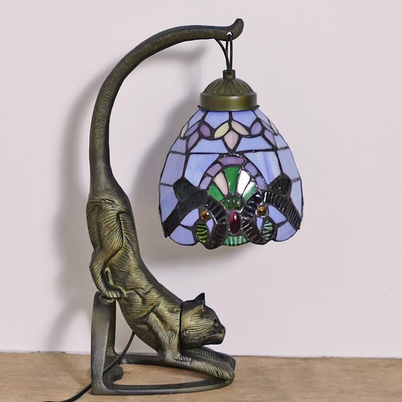 Curved Flower Round Glass Table Lamp