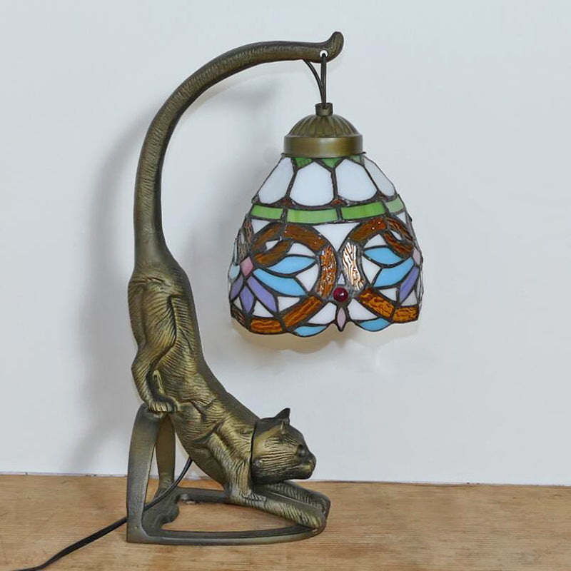 Curved Flower Round Glass Table Lamp