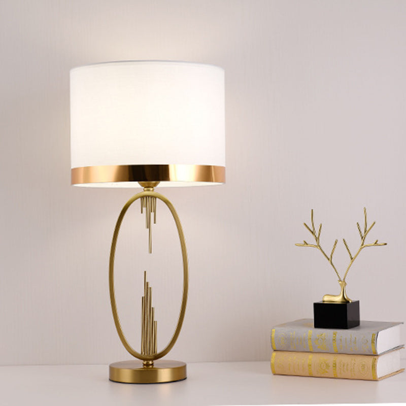 Round Column Fabric Iron Table Lamp