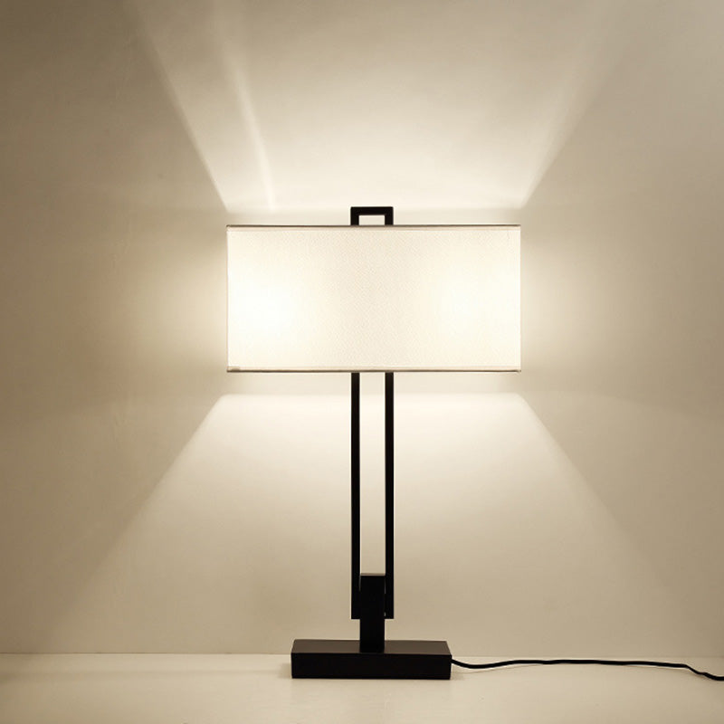 Square Round Straight Line Table Lamp