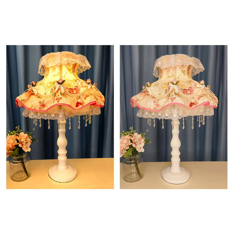 Round Lace Fabric Plastic Table Lamp