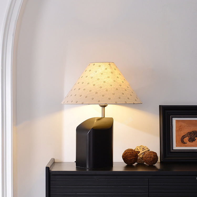 Irregular Square Cone Fabric Table Lamp