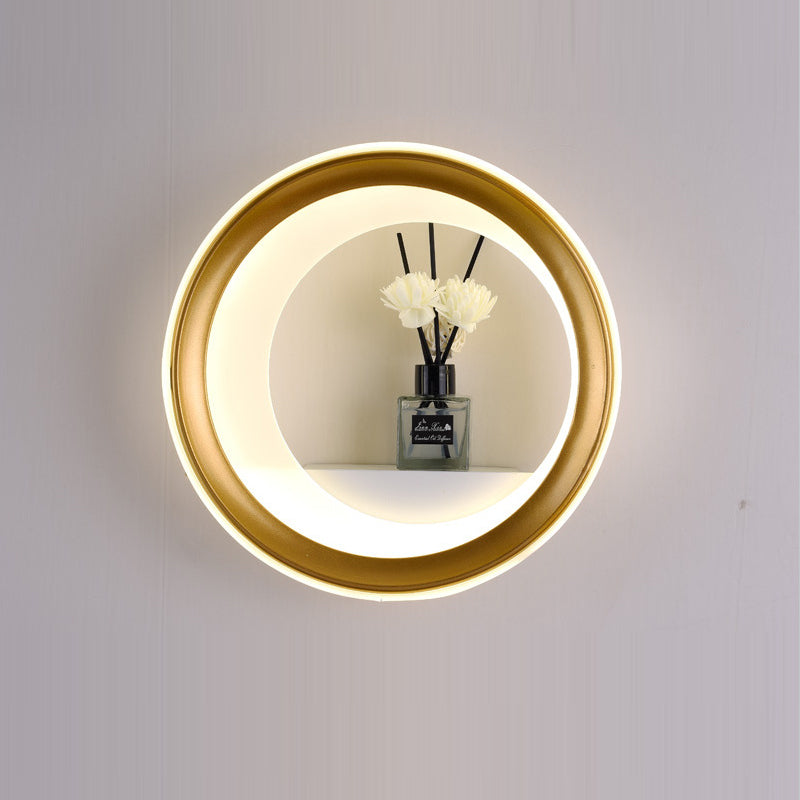 Round Planter Deer Tower Wall Lamp