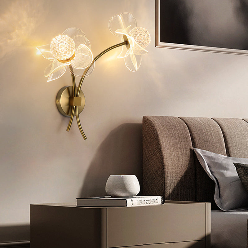 Flower Curved Acrylic Iron Wall Lamp