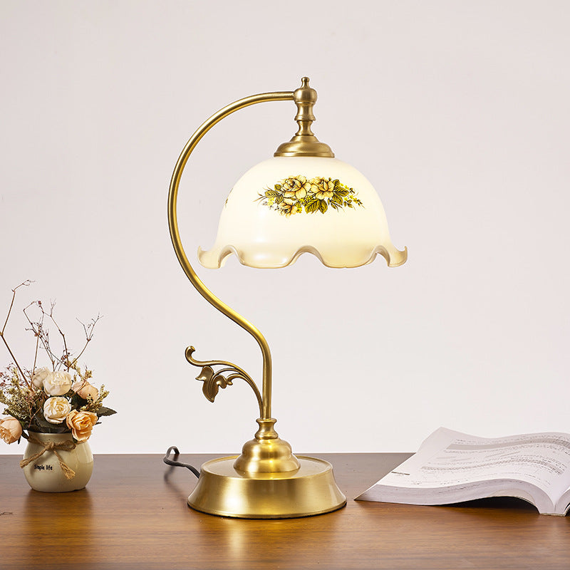 Lotus Curved Round Glass Table Lamp