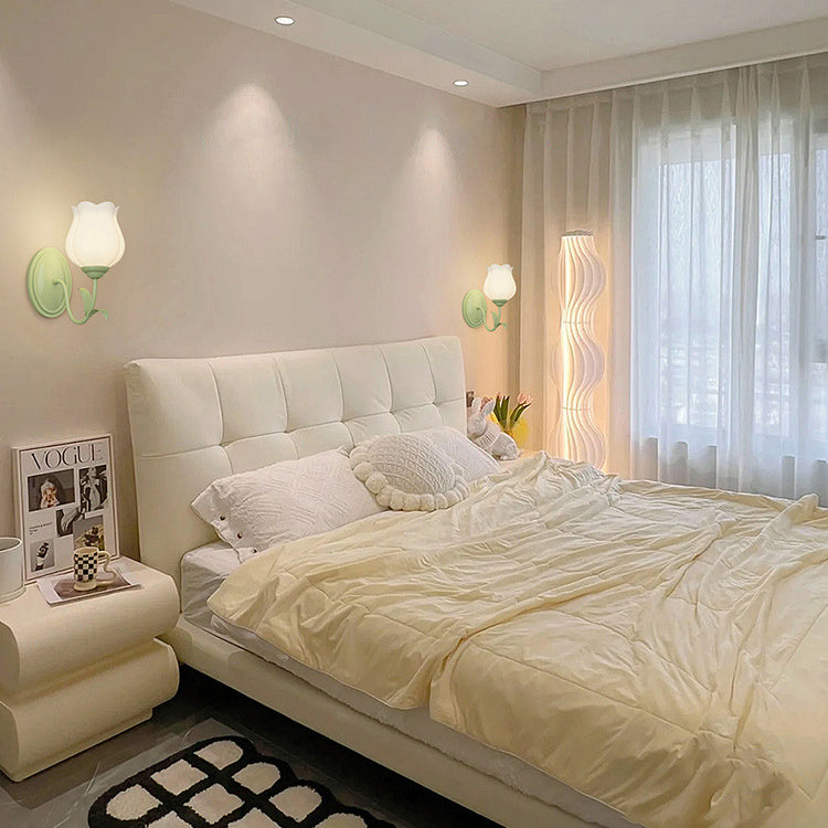 Floral Leaf Glass Iron Wall Lamp