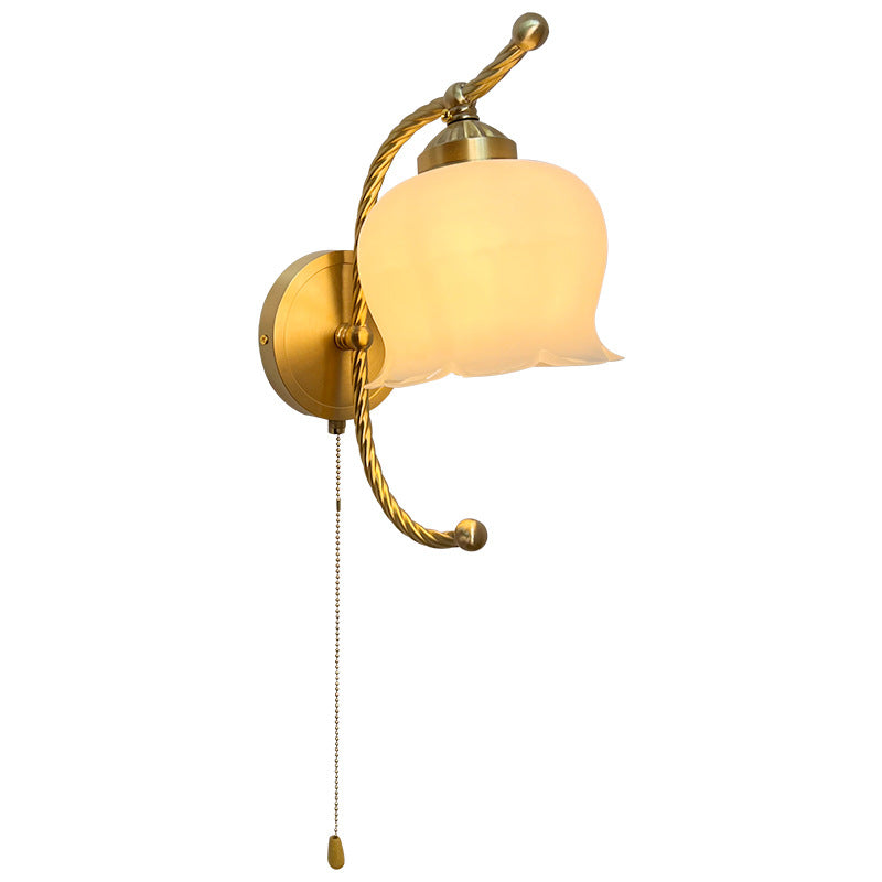 Round Cream Pod Curve Wall Lamp