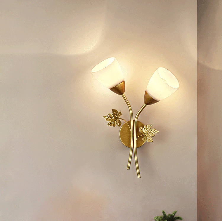 Round Leaf Glass Iron Wall Lamp