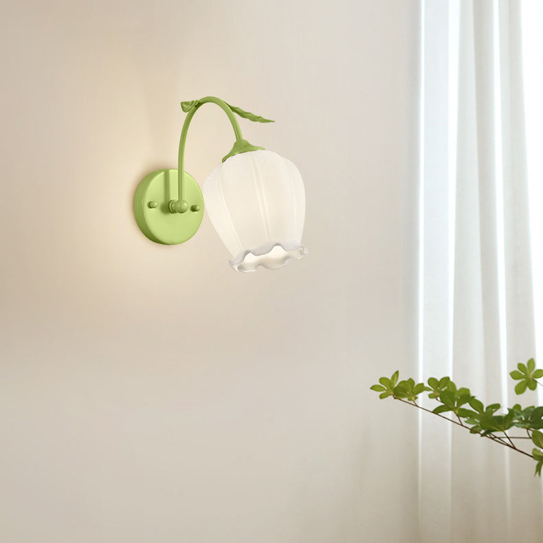 Floral Round Curved Glass Wall Lamp