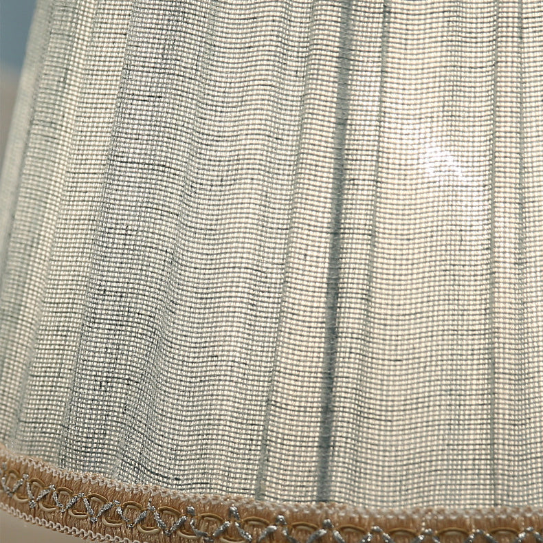 Round Oval Fabric Crystal Table Lamp
