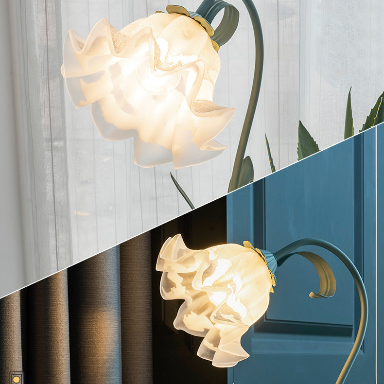 Floral Leaf Round Acrylic Table Lamp