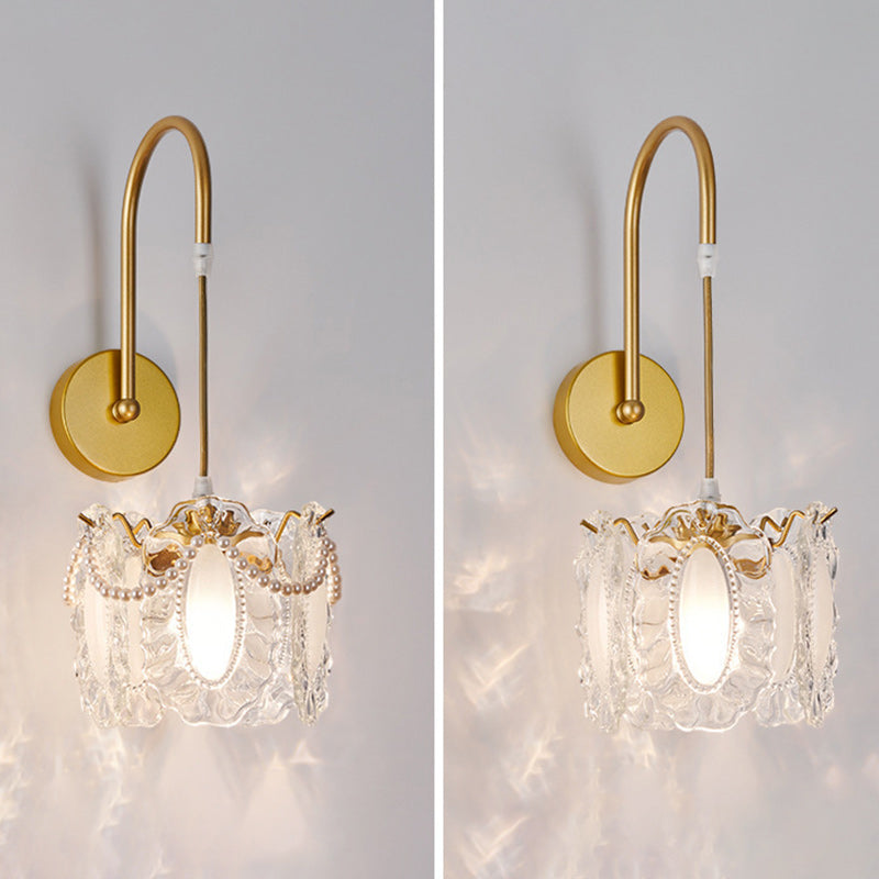 Round Feather Shell Glass Wall Lamp
