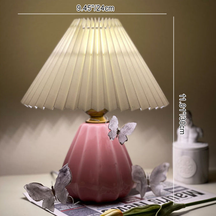 Round Cone Pleated Fabric Table Lamp