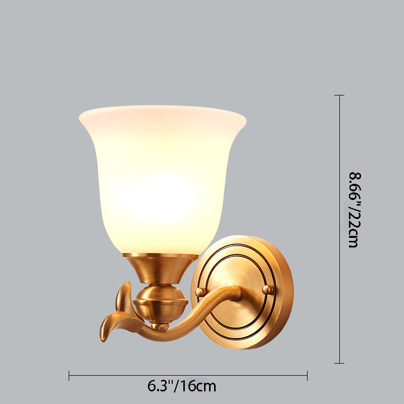 Round Leaf Glass Brass Wall Lamp