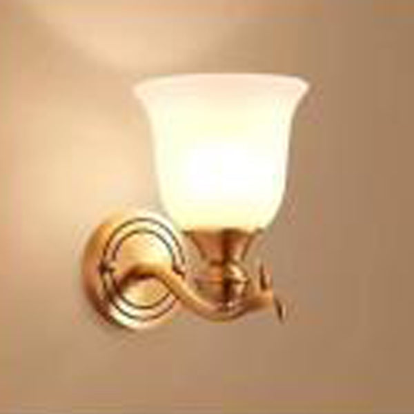 Round Leaf Glass Brass Wall Lamp