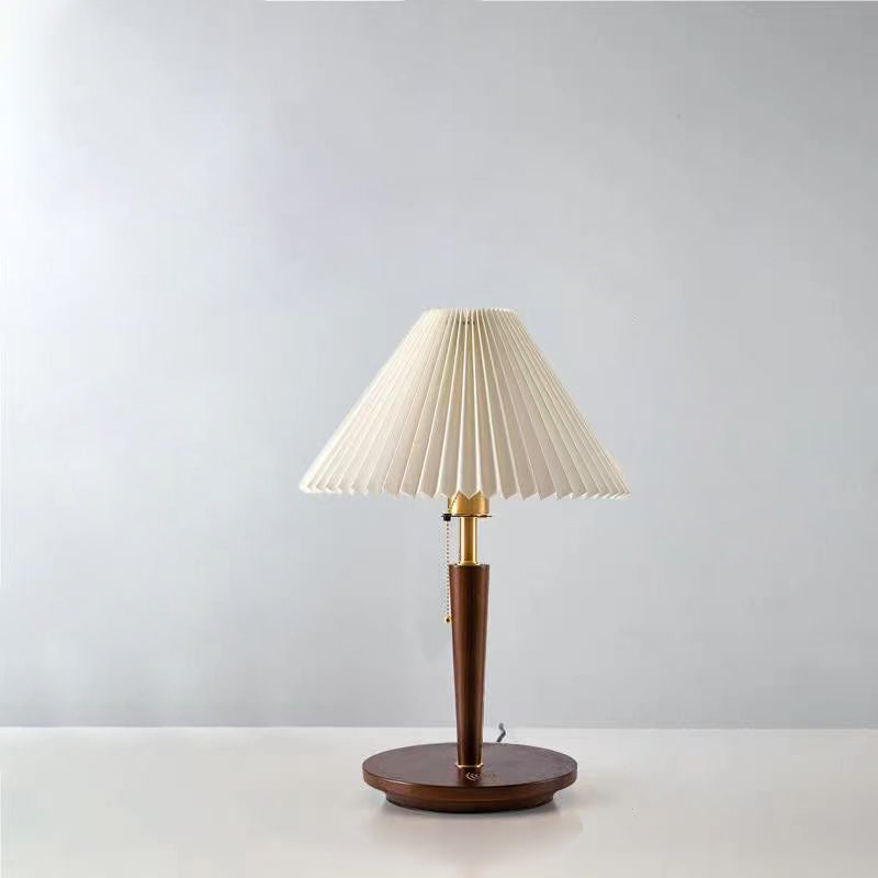 Umbrella Pleated Round Fabric Table Lamp