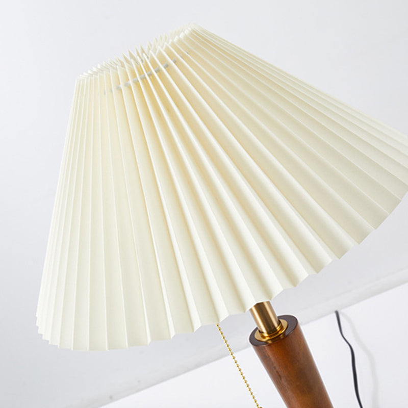 Umbrella Pleated Round Fabric Table Lamp