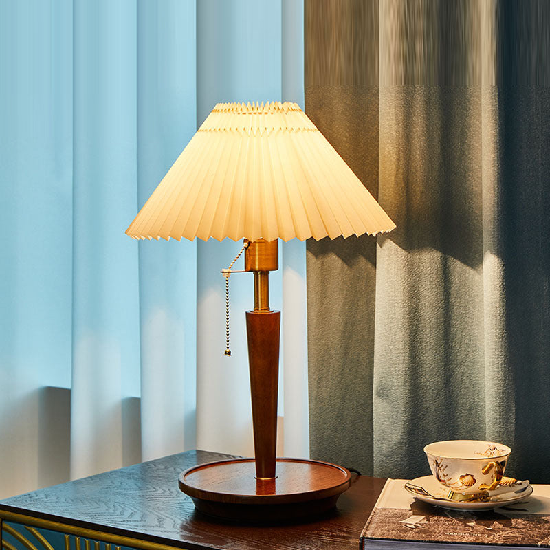 Umbrella Pleated Round Fabric Table Lamp