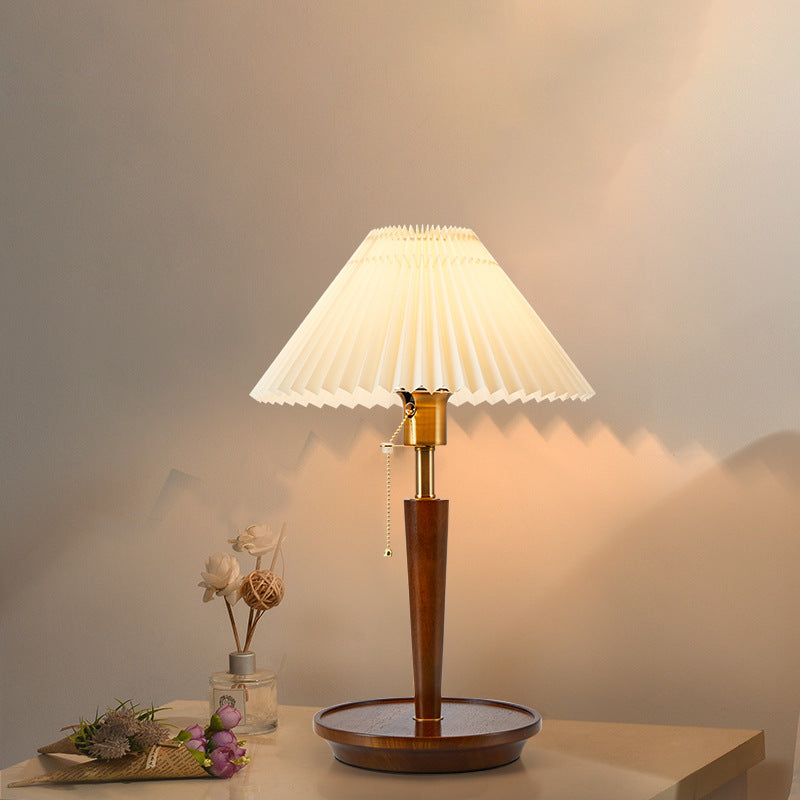 Umbrella Pleated Round Fabric Table Lamp