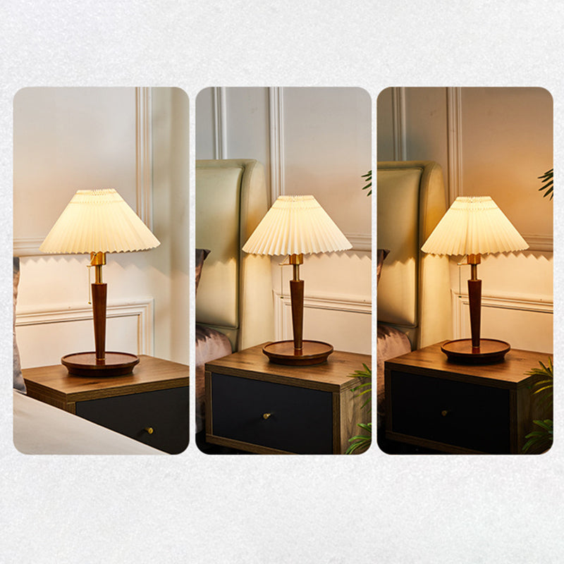 Umbrella Pleated Round Fabric Table Lamp