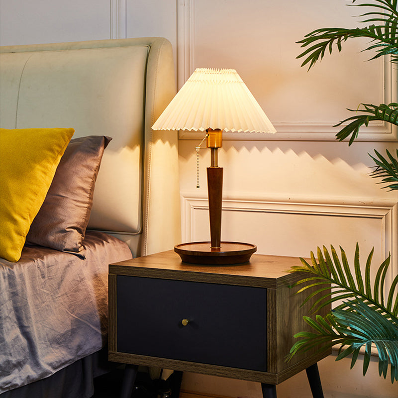 Umbrella Pleated Round Fabric Table Lamp