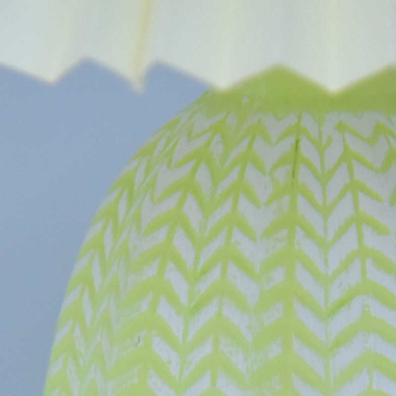 Scalloped Cylinder Round Fabric Table Lamp