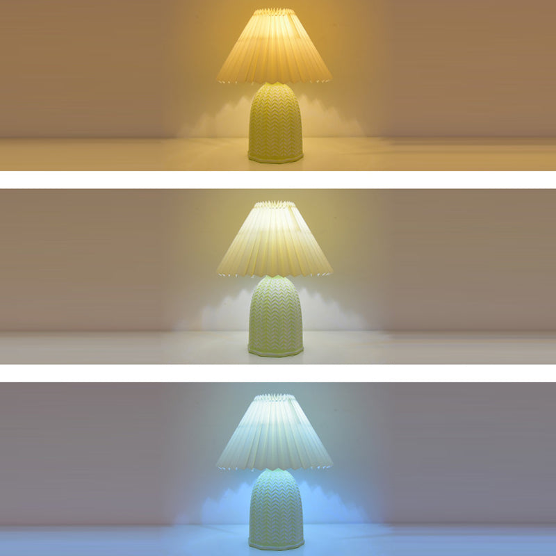 Scalloped Cylinder Round Fabric Table Lamp