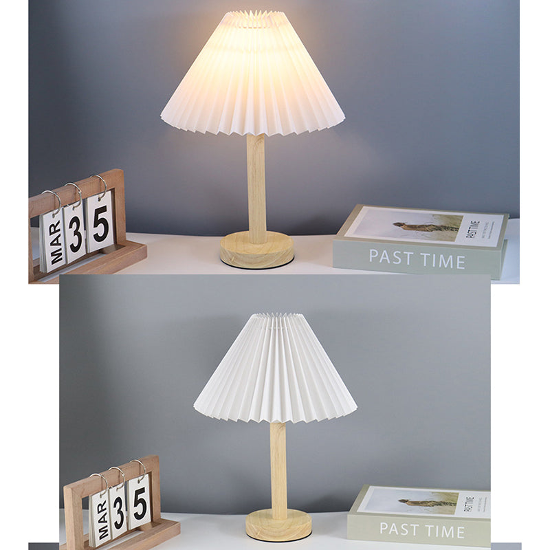 Pleated Fan Round Fabric Table Lamp
