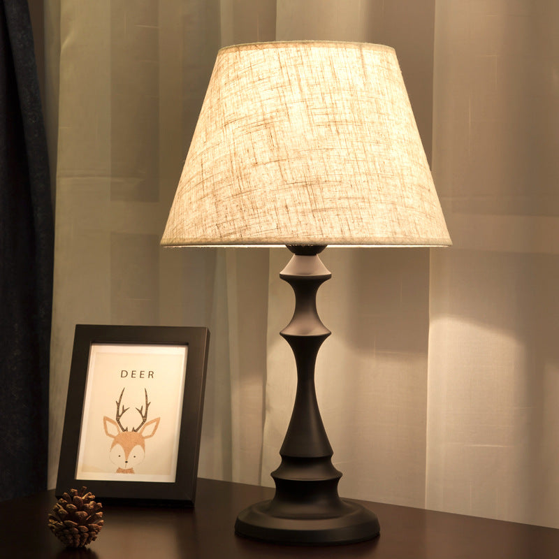 Water Drops Scalloped Round Table Lamp